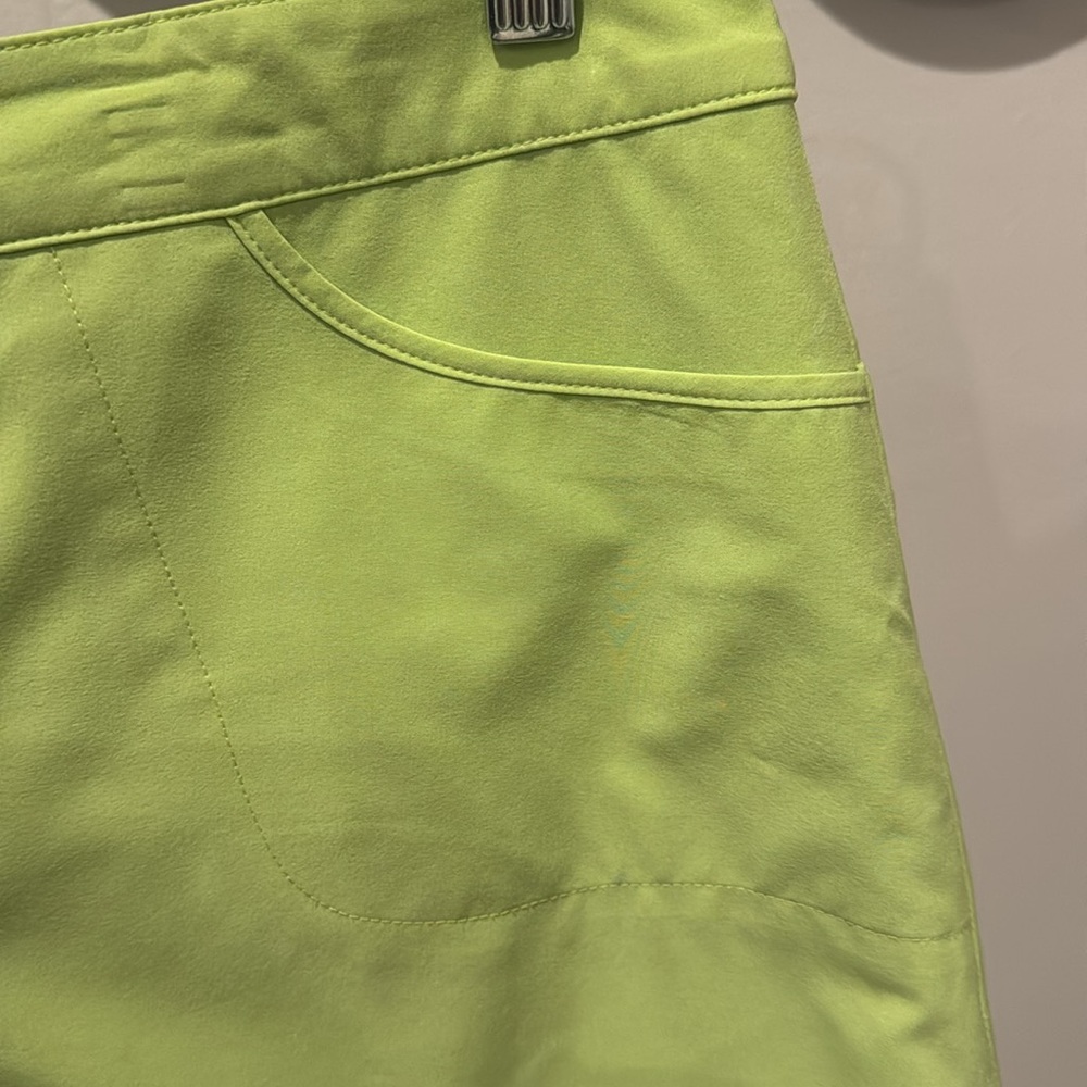 Cutter & Buck Light Green lime green skirt/skort size US10 pre owned - Picture 2 of 5